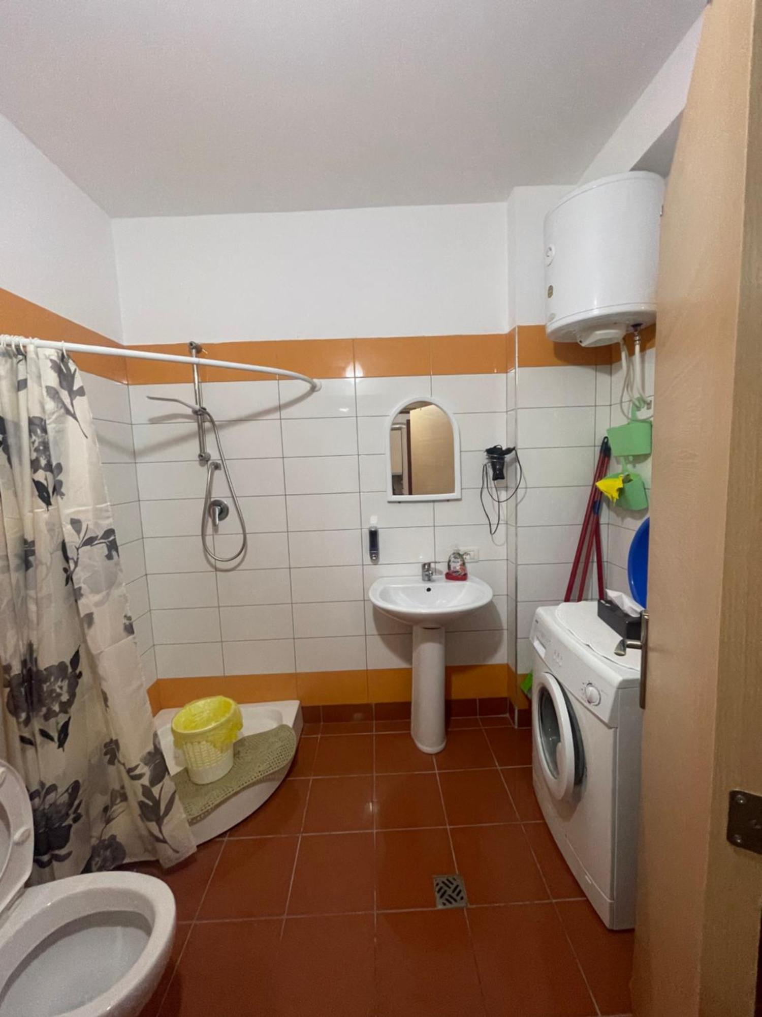 Velipoja Apartment Luaran gambar